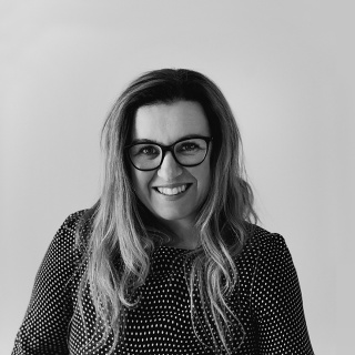 How Australian wedding photographer Kelly Tunney found her ideal clientele