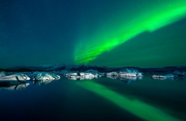 202412_NEW_OevrevikAuroraBorealis-8.jpg
